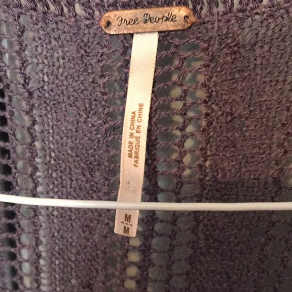 Free People Camisole long and semi transparent in Size Medium. In shade of blue - Picture 2 of 7